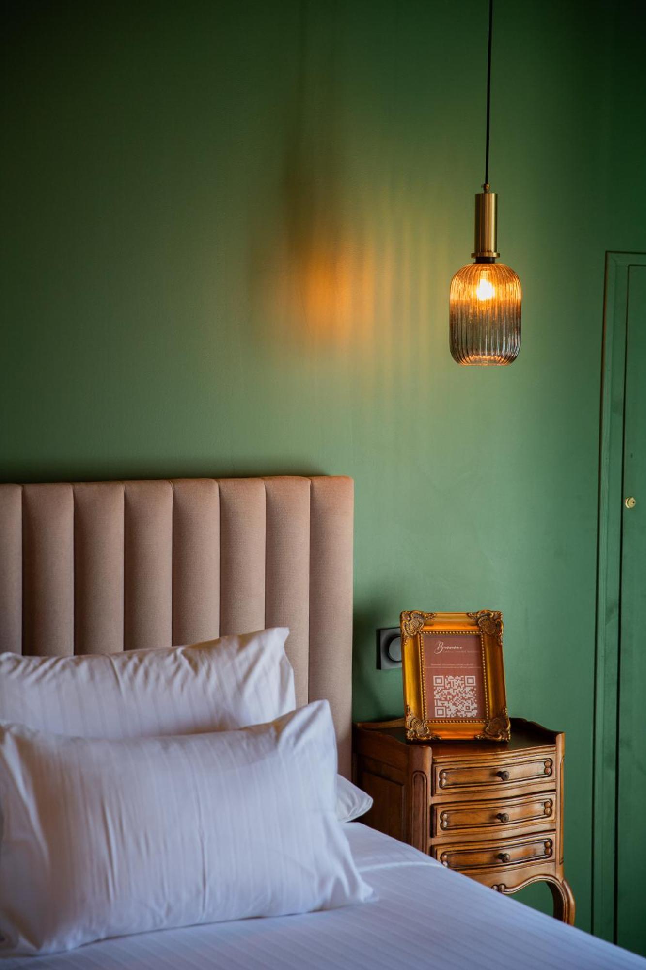 Maison Roucas - Restaurant Et Chambres D'Hotes Solérieux Eksteriør bilde