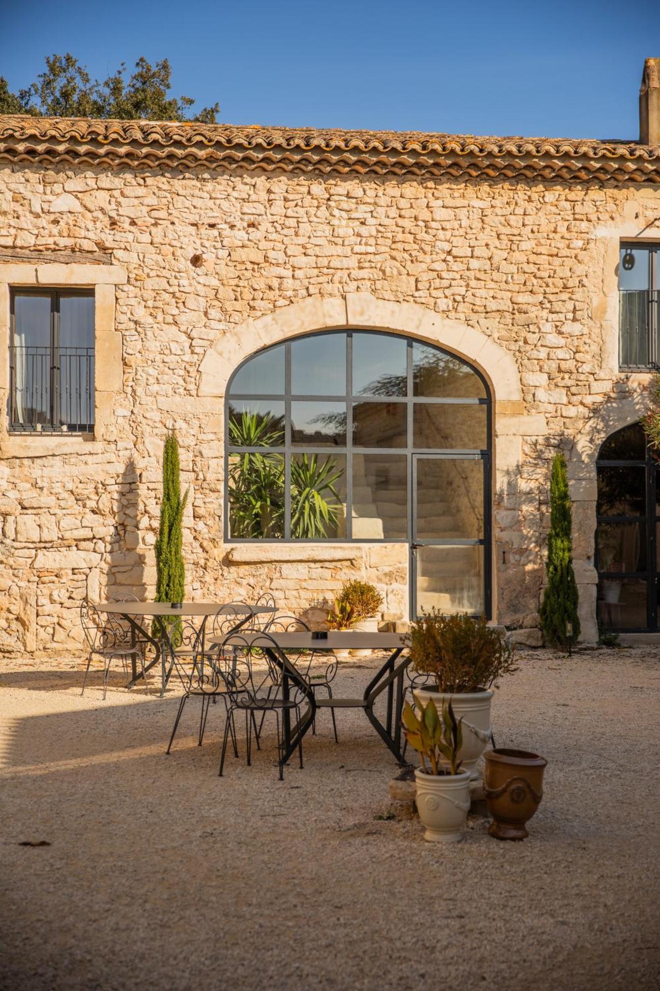 Maison Roucas - Restaurant Et Chambres D'Hotes Solérieux Eksteriør bilde